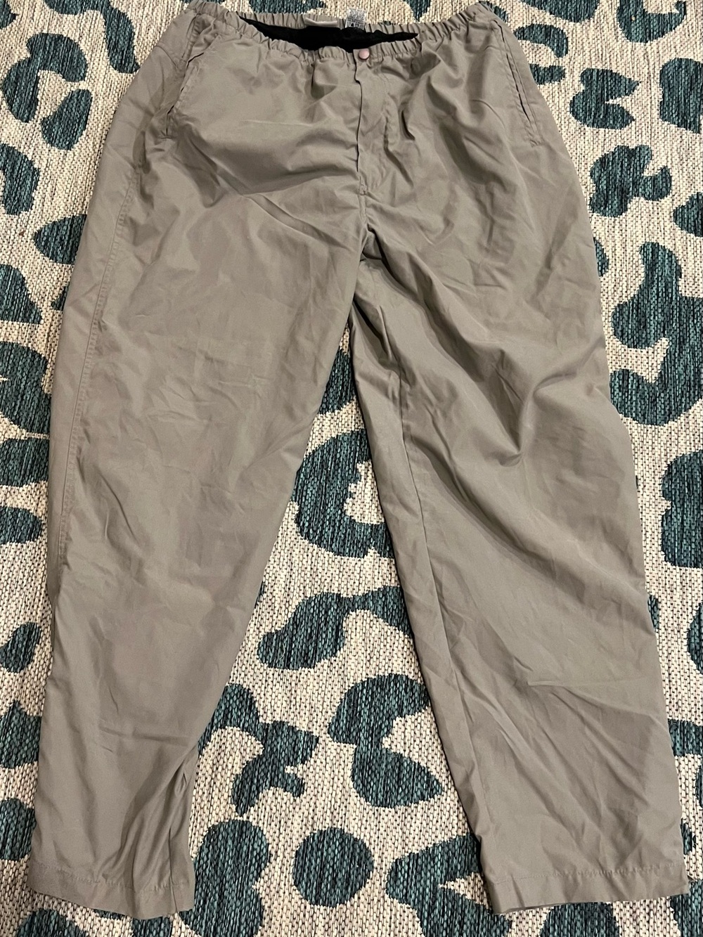 Perry Ellis Activewear Pants, Large - Tan